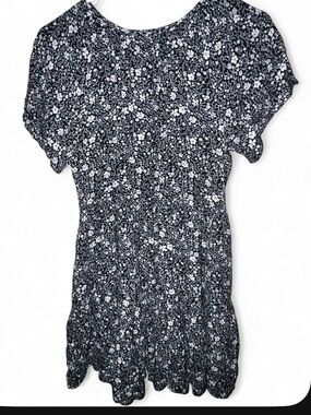 Knox Rose Black and White Floral Midi Dress